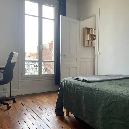 Lovely 1br Near Paris *