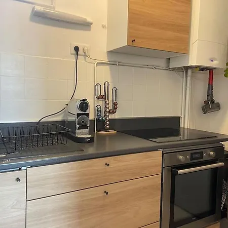 Lovely 1br Near Paris Apartment *